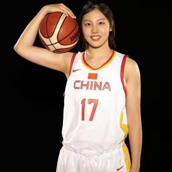 斯皮尔伯格新片《造梦之家》曝终极预告 2023-05-19 近日，史蒂文·斯皮尔伯格的新片《造梦之家》发布终极海报、预告。