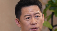 《唐探3》曝“东瀛探镜”海报 IMAX版多26%画面 2020-01-16 由陈思诚编剧并执导，王宝强、刘昊然领衔主演的喜剧悬疑电影《唐人街探案3》即将于1月25日大年初一，以IMAX格式登陆全国超660家IMAX影院，影片IMAX“东瀛探镜”特别版海报1月16日曝光。